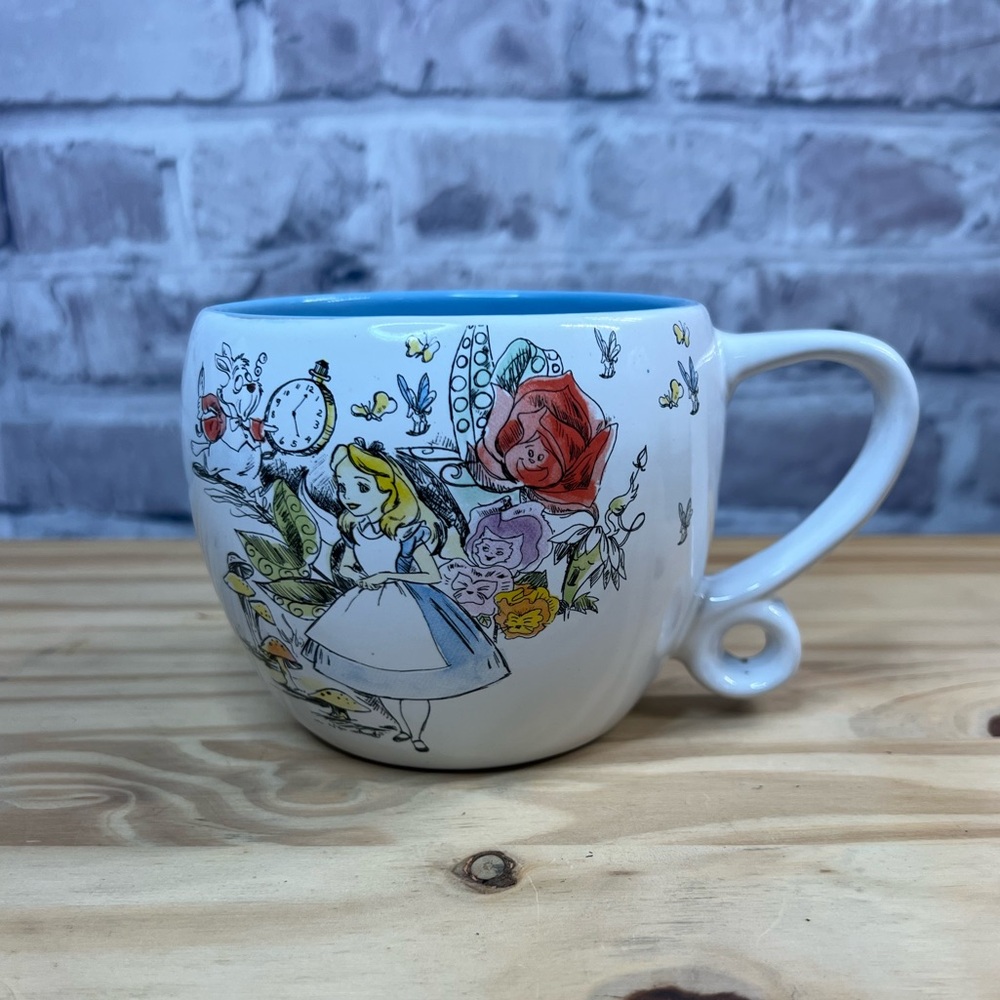 Disney Alice in Wonderland Mug - NWT - Picture 6 of 12